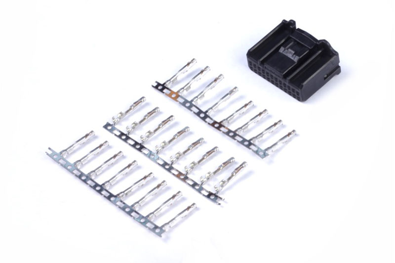 Haltech Plug and Pins Only - 24 Pin Tyco