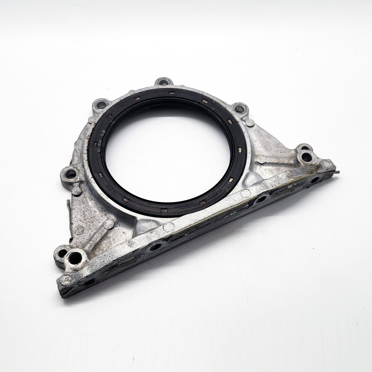 Used GENUINE NISSAN REAR MAIN / CRANKSHAFT OIL SEAL RETAINER FITS NISSAN RB20 / RB25 / RB26 / RB30 12297-22J00